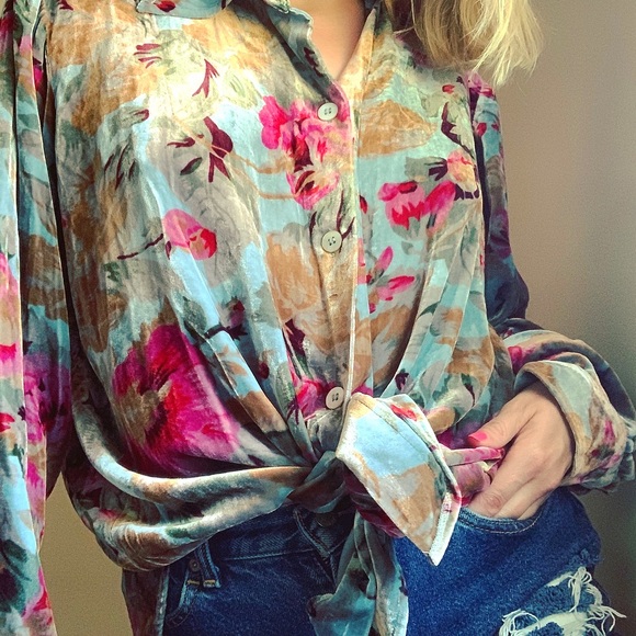 Soft Surroundings Tops - Vintage style Soft Surroundings silky velvet tunic